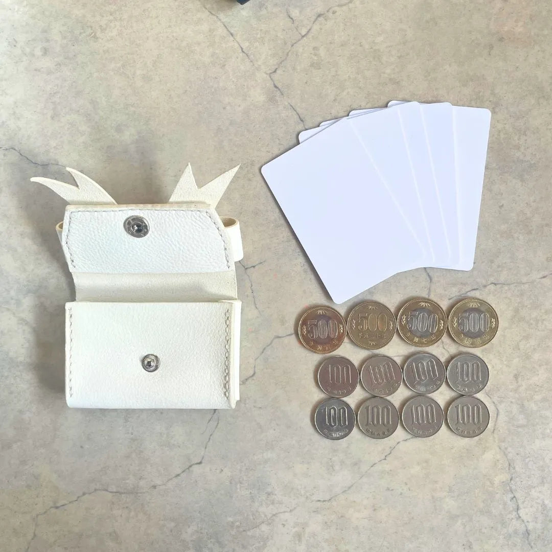 White bow minimalwallet