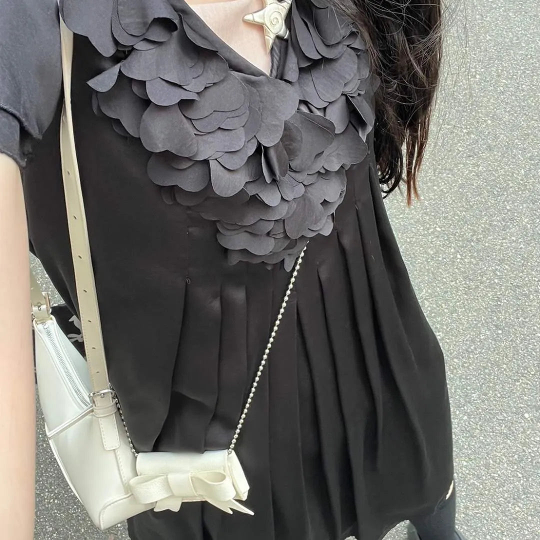 White bow minimalwallet