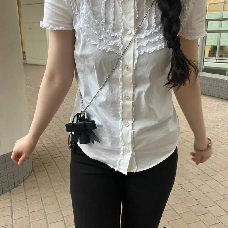 3mm Heavy Ball Chain Strap：肩掛けの使用例